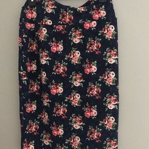 Lula Roe Cassie skirt